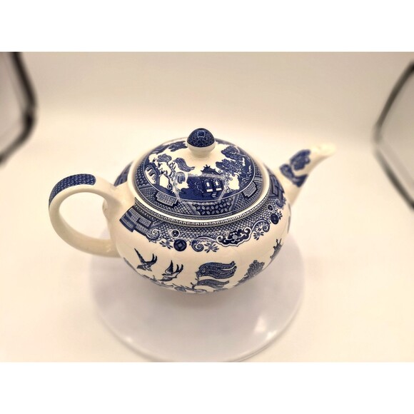 Large Vintage Johnson Bros.Blue Willow Teapot & Lid, England,VGC,No Chips/Cracks - Picture 1 of 11